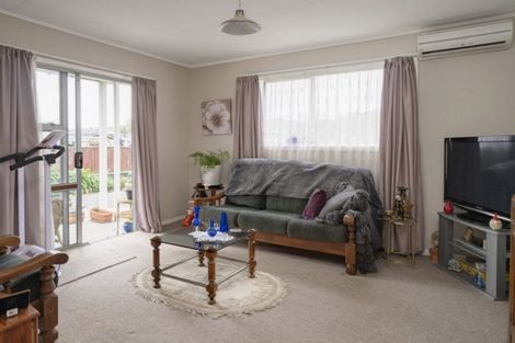 Photo of property in 10 Cornwall Place, Stoke, Nelson, 7011