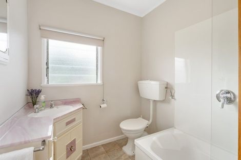 Photo of property in 27 Sunset Street, Hilltop, Taupo, 3330