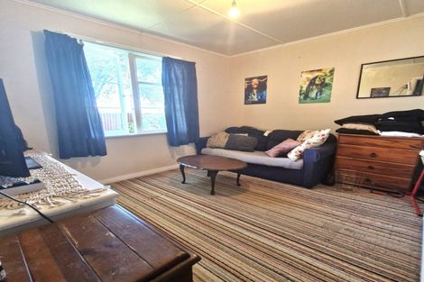 Photo of property in 15 Harker Street, Waipawa, 4210