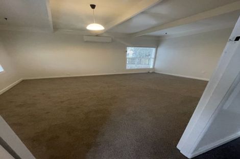 Photo of property in 169 Te Atatu Road, Te Atatu South, Auckland, 0610
