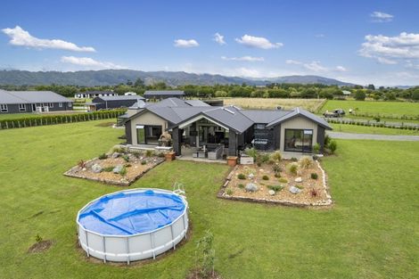 Photo of property in 9 Oriwa Lane, Levin, 5571
