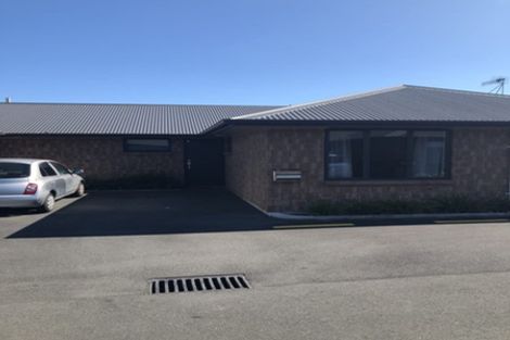 Photo of property in 102u7 Old Farm Road, Hamilton East, Hamilton, 3216