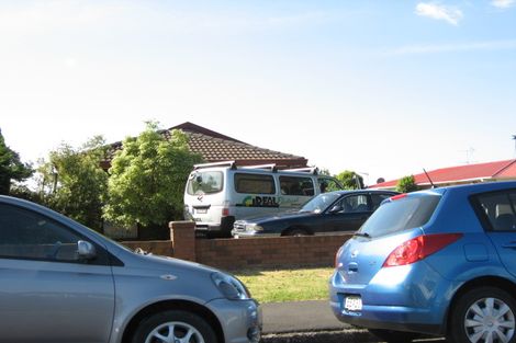 Photo of property in 4/29 West Street, Pukekohe, 2120