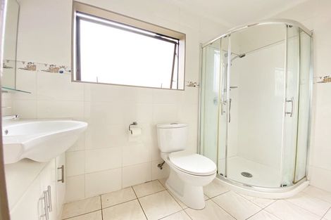 Photo of property in 19b Gloucester Road, Manurewa, Auckland, 2102