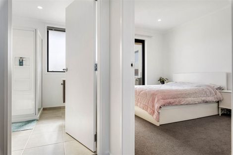 Photo of property in 260 Hobsonville Point Road, Hobsonville, Auckland, 0616