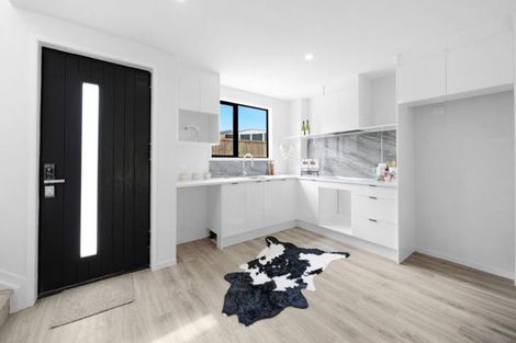 Photo of property in 30d Tawa Crescent, Manurewa, Auckland, 2102