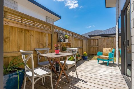 Photo of property in 16a Tamapahore Boulevard, Papamoa Beach, Papamoa, 3118