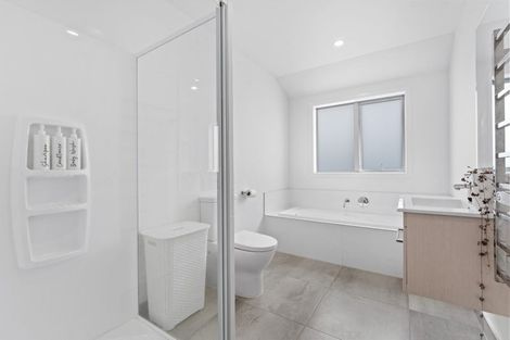 Photo of property in 6a Hatton Road, Orewa, 0931