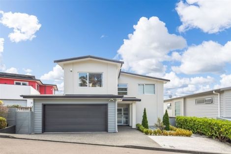 Photo of property in 48a Winsley Terrace, Churton Park, Wellington, 6037