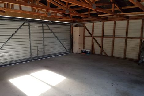 Photo of property in 8 Kawaka Street, Riccarton, Christchurch, 8041