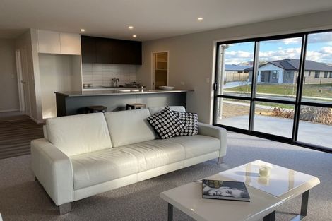 Photo of property in 1 Komata Crescent, Papamoa Beach, Papamoa, 3118