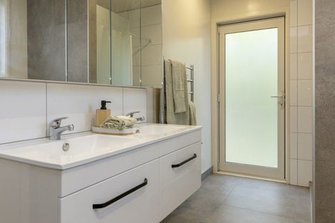 Photo of property in 9 Kowhai Road, Rainbow Point, Taupo, 3330