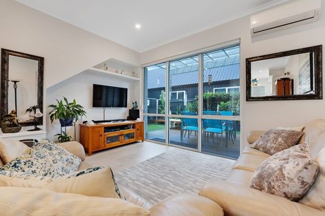 Photo of property in 9 Poaka Road, Hobsonville, Auckland, 0616