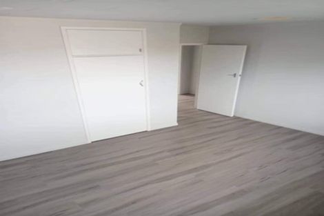 Photo of property in 2/26 Fitzwater Place, Henderson, Auckland, 0612