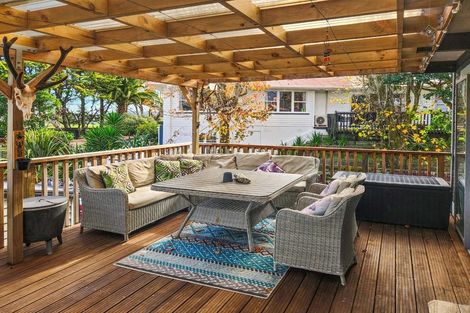 Photo of property in 88 Martin Road, Paraparaumu Beach, Paraparaumu, 5032