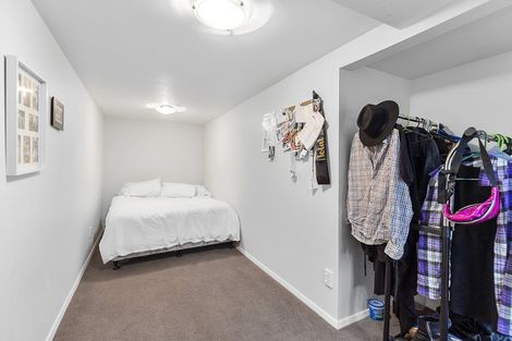 Photo of property in 63 Severn Street, Island Bay, Wellington, 6023