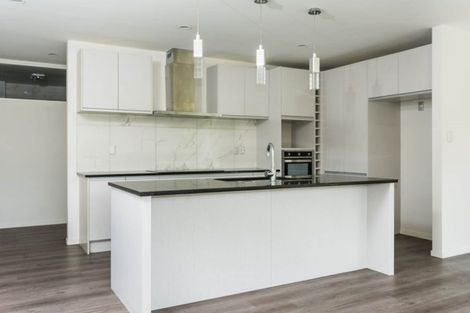 Photo of property in 91 Smythe Road, Henderson, Auckland, 0612