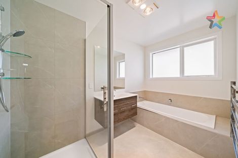 Photo of property in 298a Stokes Valley Road, Stokes Valley, Lower Hutt, 5019