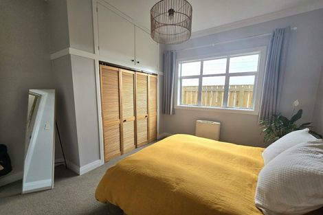 Photo of property in 32 Todman Street, Brooklyn, Wellington, 6021