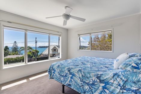 Photo of property in 4 Melandra Road, Stanmore Bay, Whangaparaoa, 0932