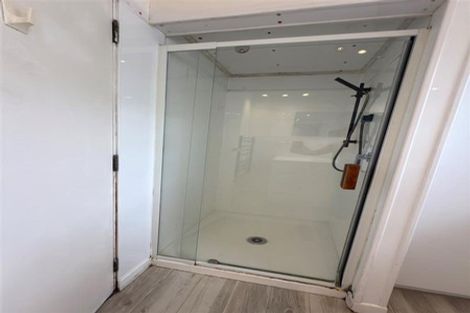 Photo of property in 208 Godley Road, Titirangi, Auckland, 0604