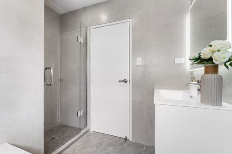 Photo of property in 292 Beach Road, Campbells Bay, Auckland, 0630