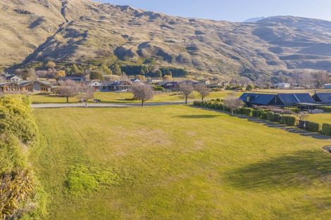 Photo of property in 14 Elderberry Crescent, Wanaka, 9305