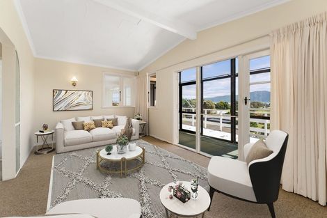 Photo of property in 111 Golf Road, Paraparaumu Beach, Paraparaumu, 5032