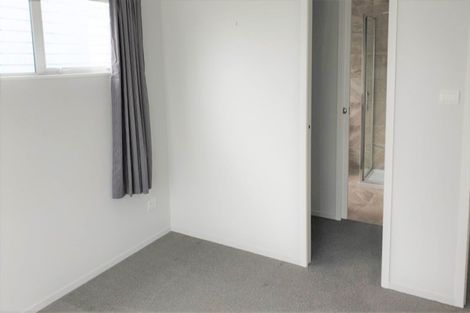 Photo of property in 11u2 Crosher Place, Silverdale, Hamilton, 3216