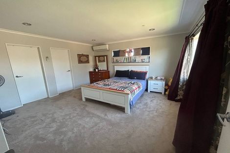 Photo of property in 23 Kerrykeel Drive, Flat Bush, Auckland, 2019