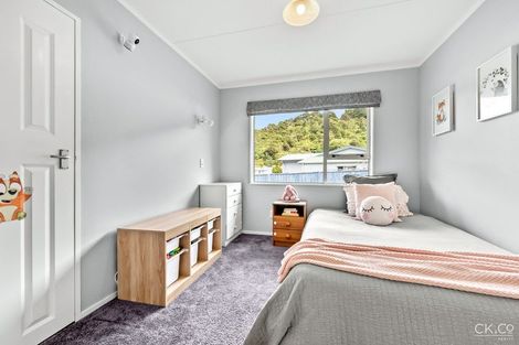 Photo of property in 3 Rakaia Grove, Wainuiomata, Lower Hutt, 5014