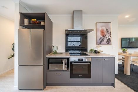 Photo of property in 2 Ronalds Way, Taita, Lower Hutt, 5011