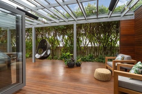 Photo of property in 39 Winsley Terrace, Churton Park, Wellington, 6037