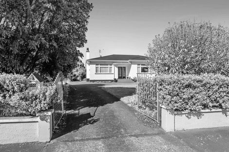 Photo of property in 355 High Street, Hawera, 4610