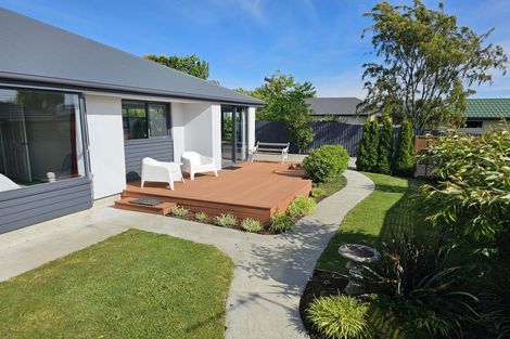 Photo of property in 87 Wilsons Road, Saint Martins, Christchurch, 8022