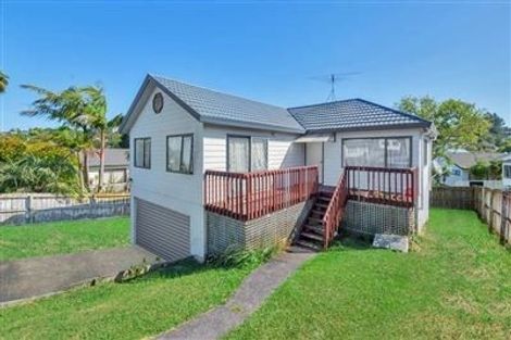 Photo of property in 11 Loughanure Place, Massey, Auckland, 0614