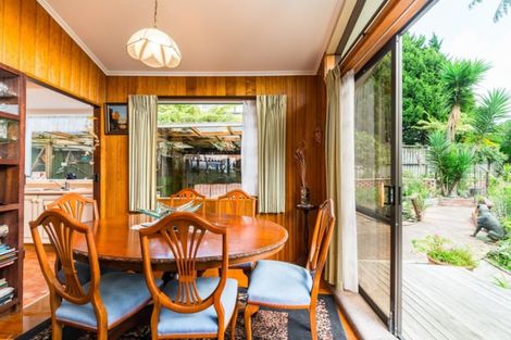 Photo of property in 8 Hartley Terrace, Massey, Auckland, 0614