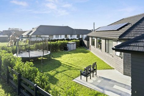 Photo of property in 15 Mike Smith Drive, Cambridge, 3434