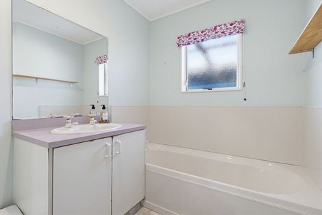 Photo of property in 22 Harbour Road, Ohope, 3121