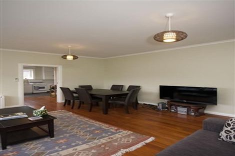 Photo of property in 5 Rodney Street, Northland, Wellington, 6012
