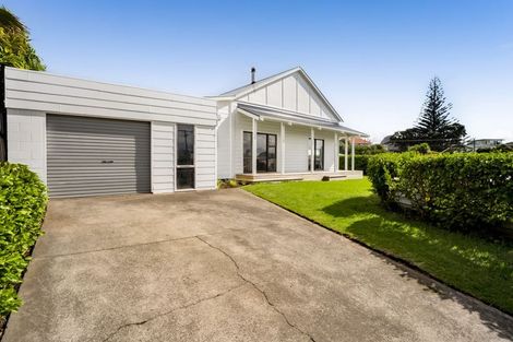 Photo of property in 15e Rospeath Crescent, Spotswood, New Plymouth, 4310