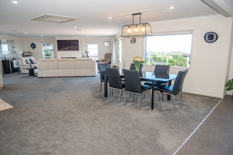 Photo of property in 11 Midgard Road, Coopers Beach, 0420