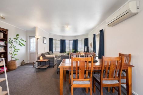 Photo of property in 38 Dahlstrom Grove, Kelvin Grove, Palmerston North, 4414