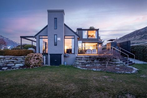 Photo of property in 1 Wellswood Way, Lower Shotover, Queenstown, 9371