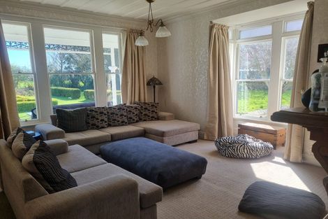 Photo of property in 74 Riverbank Road, Inch Clutha, Kaitangata, 9281