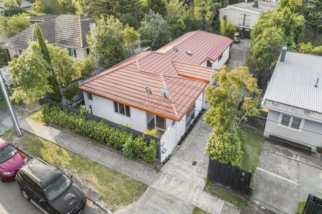 Photo of property in 13a Golf Road, New Lynn, Auckland, 0600