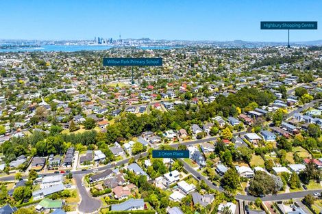 Photo of property in 3 Orion Place, Hillcrest, Auckland, 0627