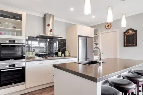 Photo of property in 43 Excelsa Place, Papamoa Beach, Papamoa, 3118