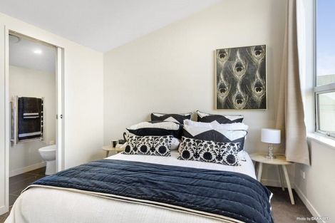 Photo of property in 11/2u Stone Street, Miramar, Wellington, 6022