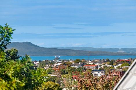 Photo of property in 1 Glenvar Road, Torbay, Auckland, 0630